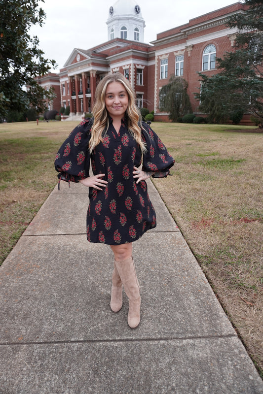 Red Vine Quarter Sleeve Midi Dress