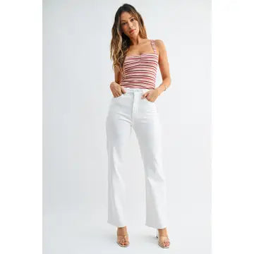 Relaxed Straight Jeans