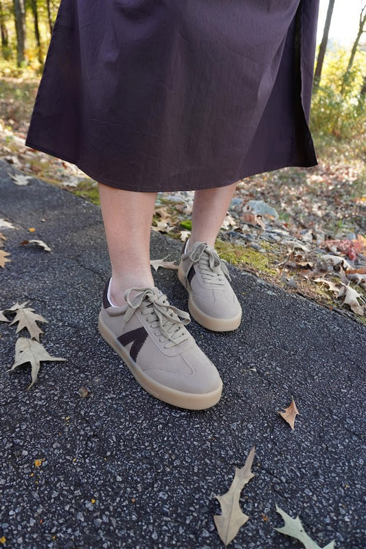 Axel Women's Sneakers