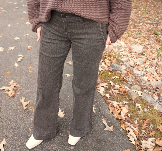 Happi Low Rise Comfort Flare Jeans