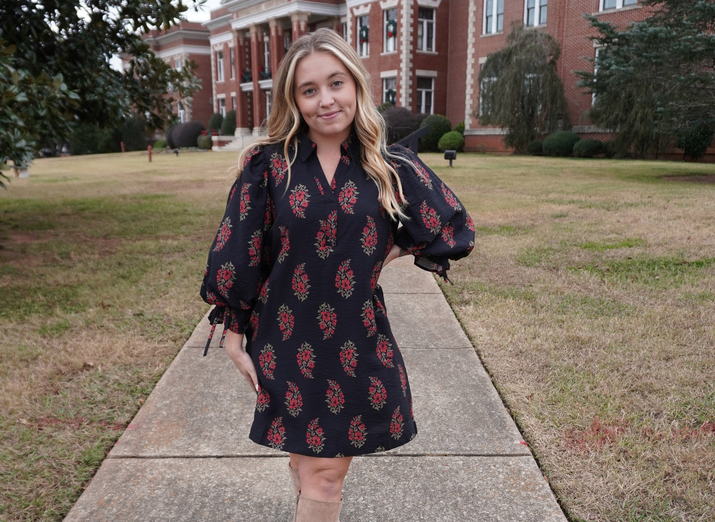 Red Vine Quarter Sleeve Midi Dress