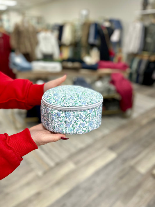 TRVL - Quilted Jewel Round