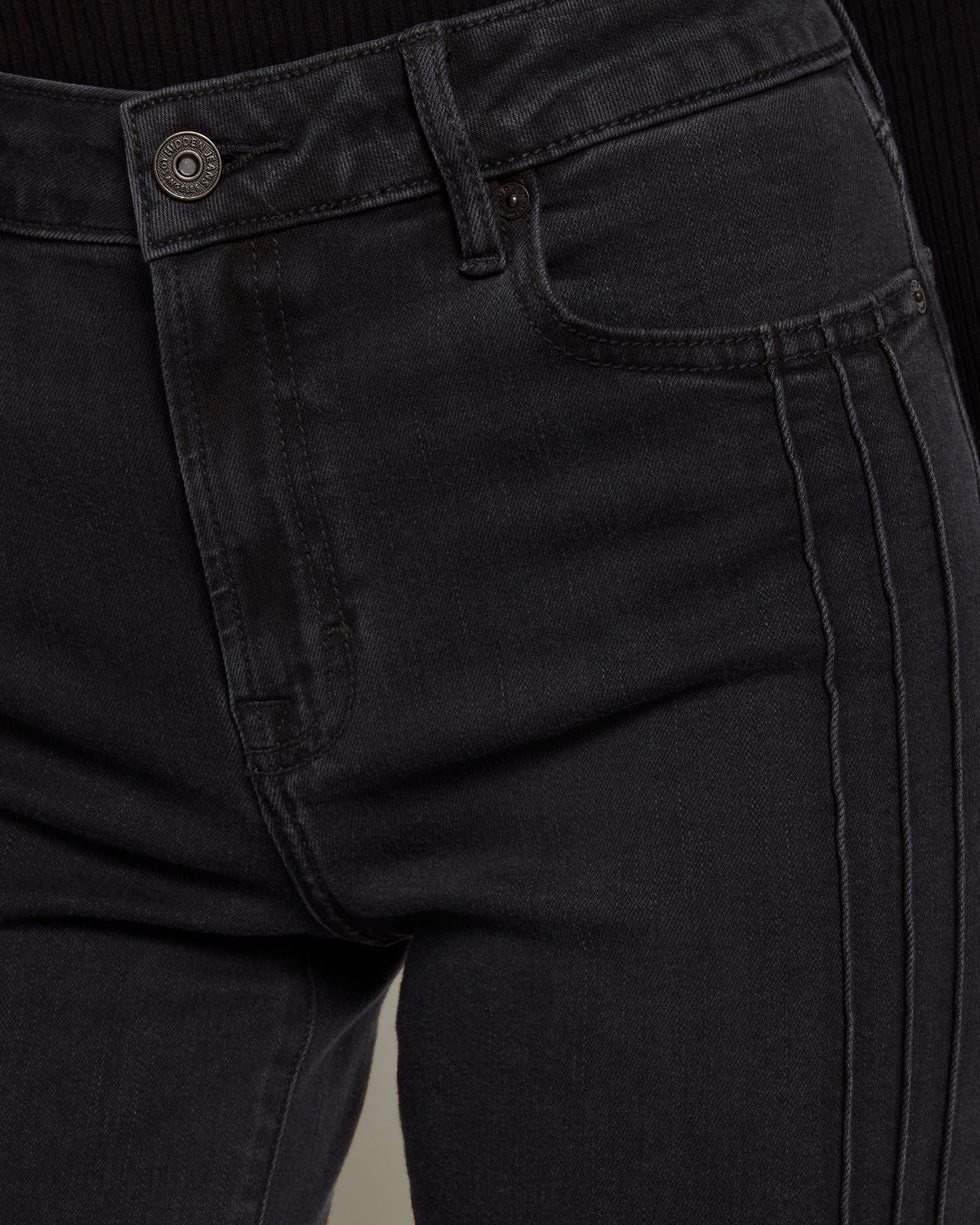 Happi Mid Rise Comfort Flare Jeans